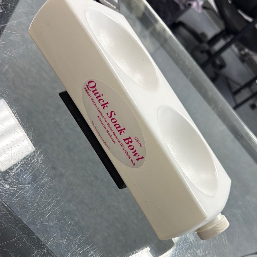 Nail quick Soak Bowl in White